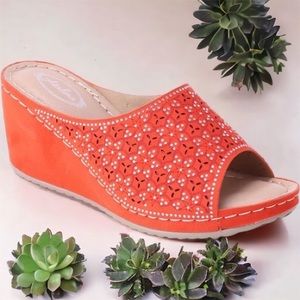 Last 1!  Bright Coral Orange Slide In Wedge Heeled Comfort Mule 8.5
